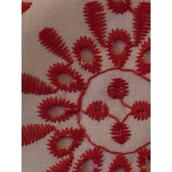 Ann Taylor Womens Sleeveless Red White Embroidered Cotton Tank Blouse Medium Pet - Picture 6 of 11